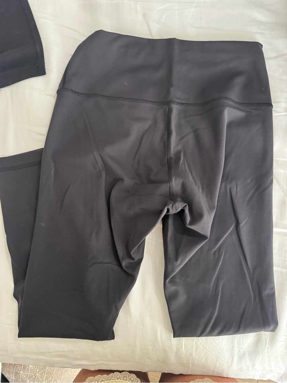 Black Lululemon Wunder Train Leggings - Picture 2 of 4
